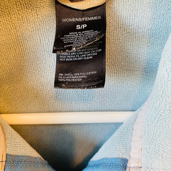 The North Face Light Blue Fleece Jacket - Picture 4 of 5